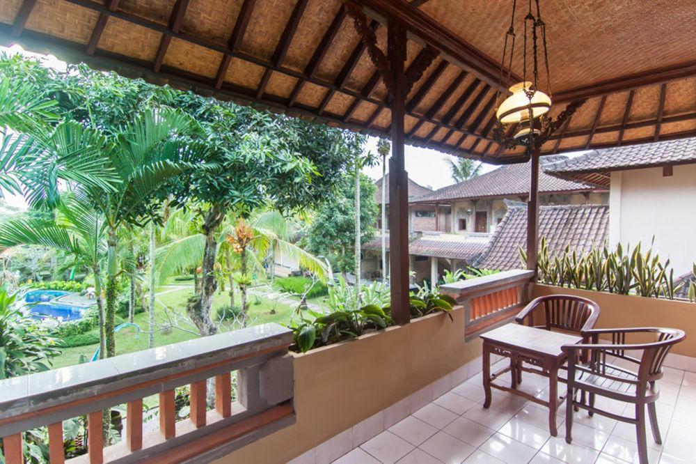 Outpost Coliving Hotel Ubud